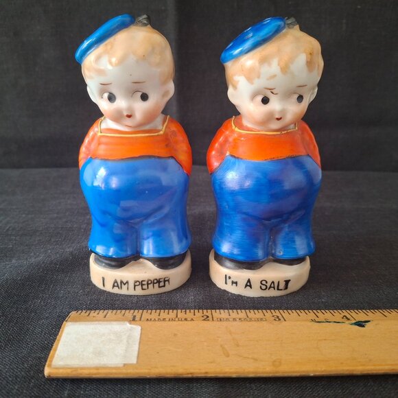 Vintage 1940s MIJ Made in Japan Ceramic Salt and Pepper Shakers Sailor Boys - Picture 2 of 8